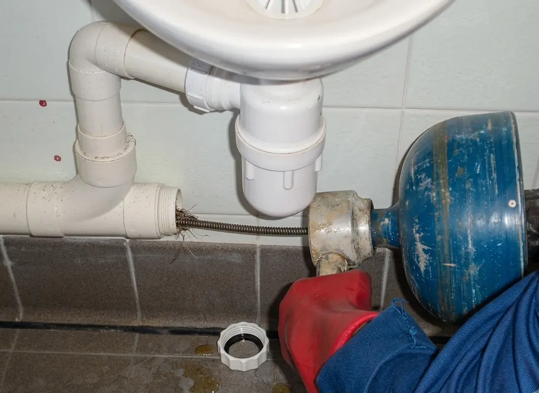 Pipe descaling to remove limescale in Fuengirola